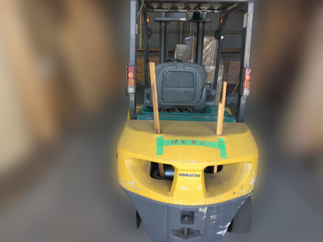 コマツ フォークリフト FD25T-16の買取写真4