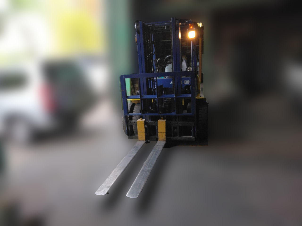 コマツ フォークリフト FD25C-12の買取写真4