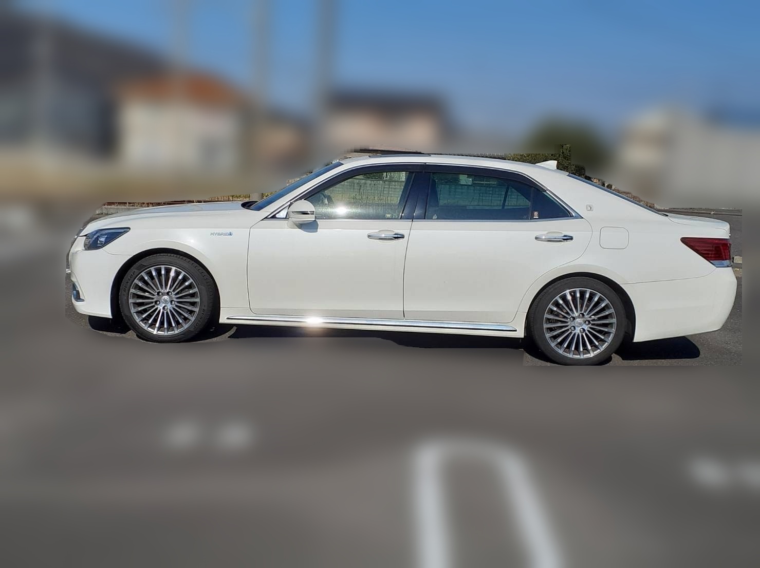 トヨタ クラウンマジェスタ DAA-GWS214の買取写真4