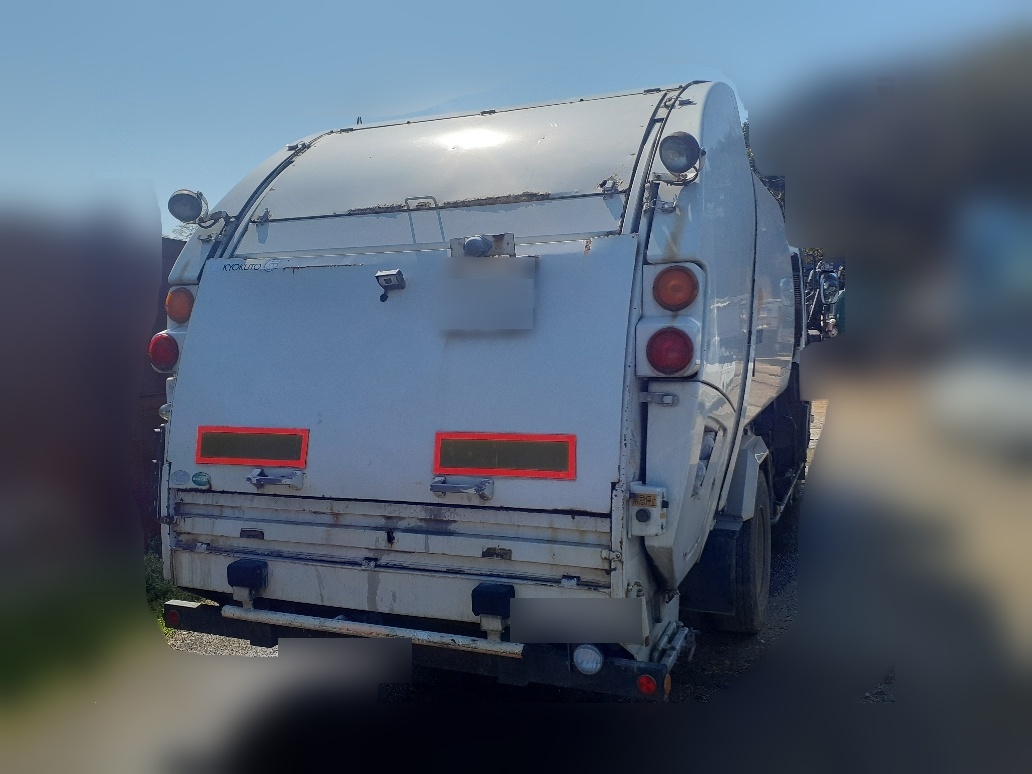 いすゞ フォワード PKG-FRR90S2の買取写真3