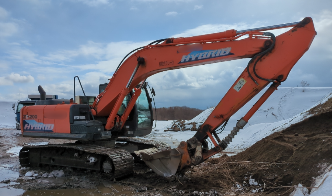 日立 油圧ショベル	 ZH200-5B	の買取写真3