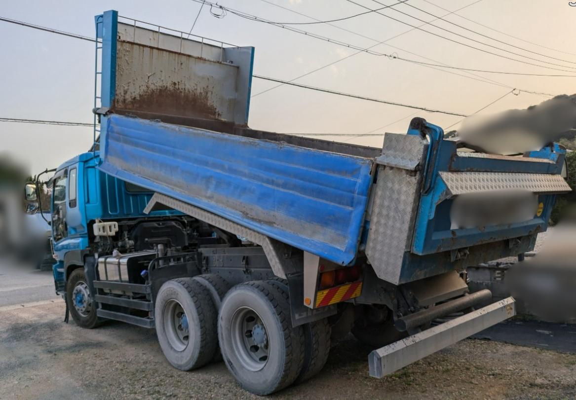 いすゞ ギガ QKG-CXZ77ATの買取写真3