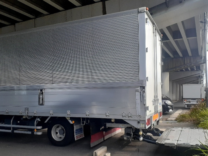 いすゞ フォワード PDG-FRR34T2の買取写真4