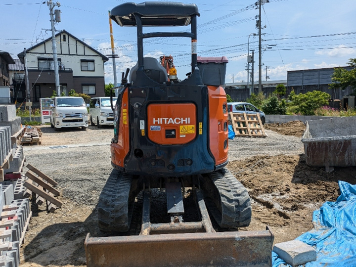 日立 油圧ショベル ZX30U-5Bの買取写真4