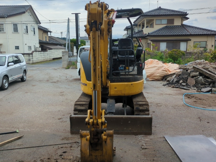 コマツ 油圧ショベル PC30UU-6の買取写真3