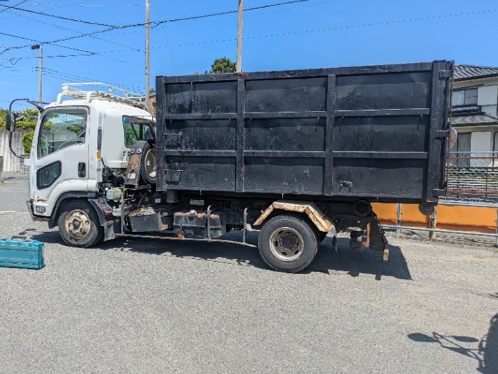 いすゞ フォワード PKG-FRR90S2の買取写真3