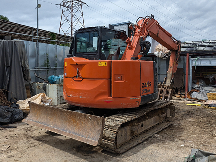 日立 油圧ショベル ZX75US-5Bの買取写真3