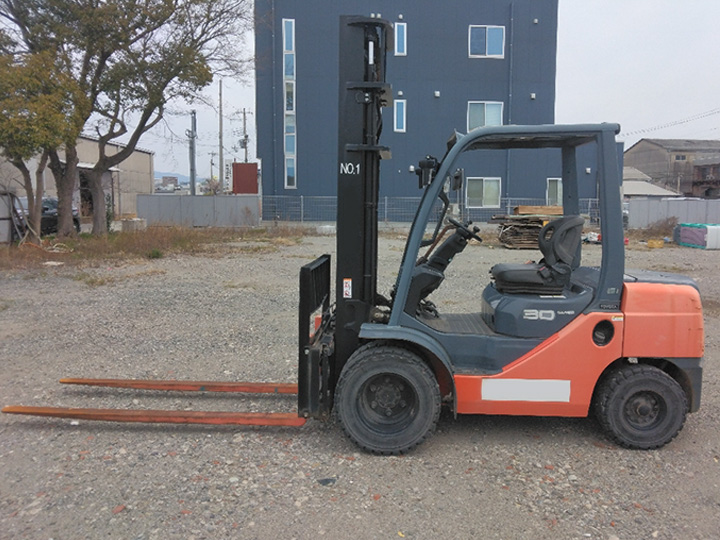 トヨタ フォークリフト 02-8FD30の買取写真3