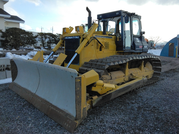 コマツ ブルドーザー D60P-11の買取写真3