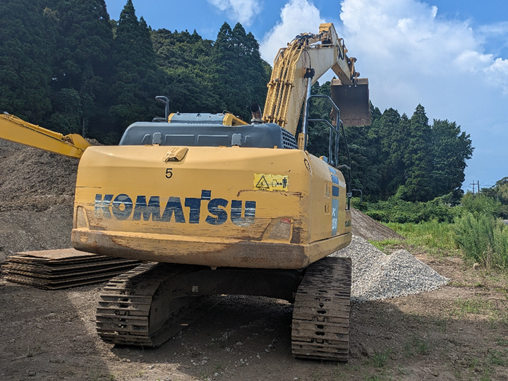 コマツ 油圧ショベル PC200-10の買取写真4