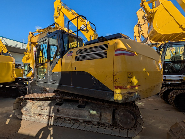 住友 油圧ショベル SH200-7の買取写真4