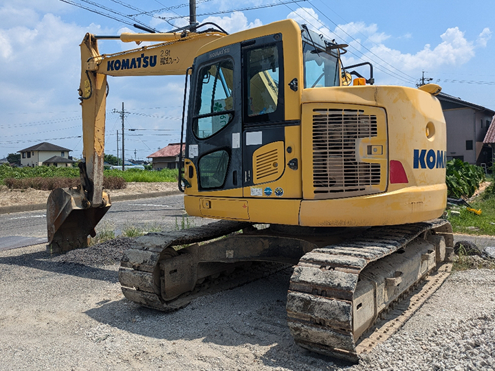 コマツ 油圧ショベル 138USの買取写真3