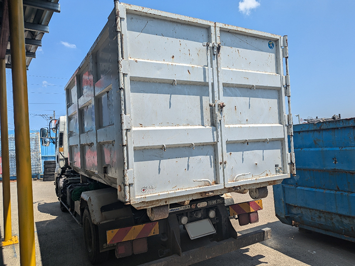 いすゞ フォワード 2RG-FRR90Sの買取写真4