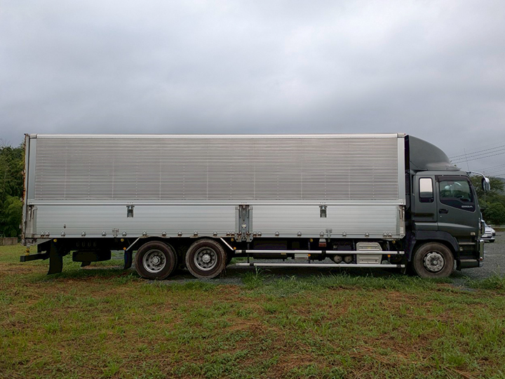 いすゞ ギガ QKG-CYL77Aの買取写真3