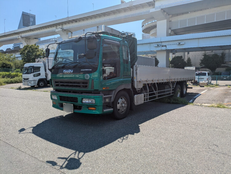 いすゞ ギガ PJ-CYL51V5の買取写真1
