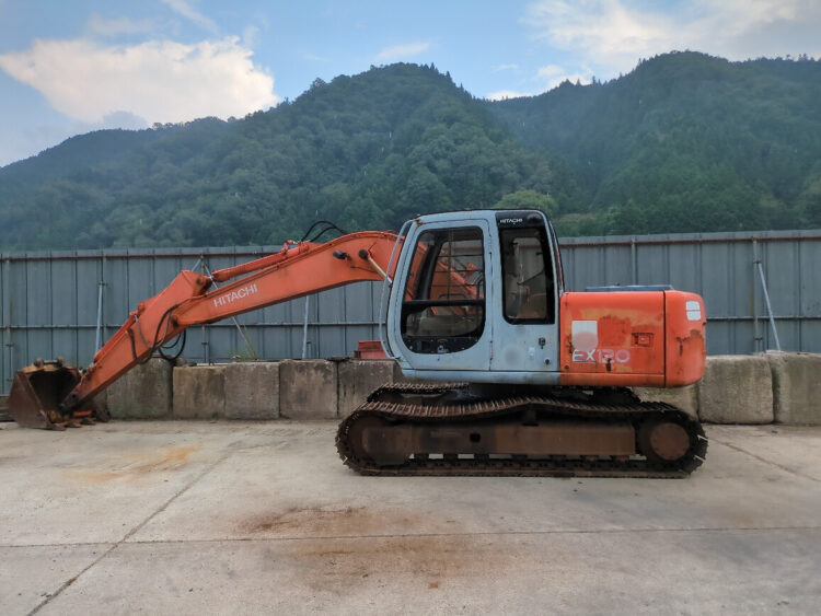 日立 油圧ショベル EX120-5の買取写真1