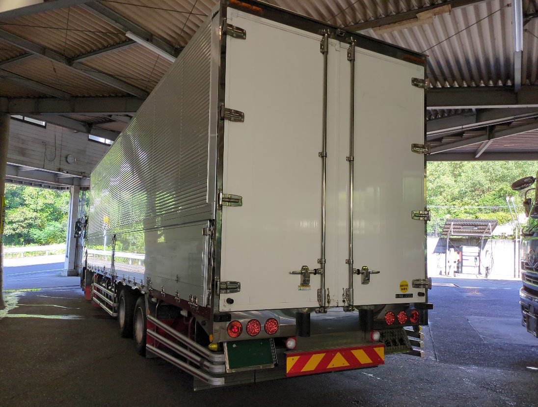 UDトラックス クオン 2PG-CG5CAの買取写真3