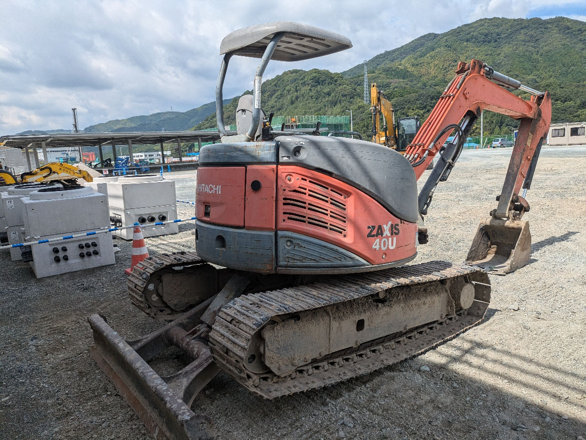 日立 油圧ショベル ZX40U-3の買取写真3