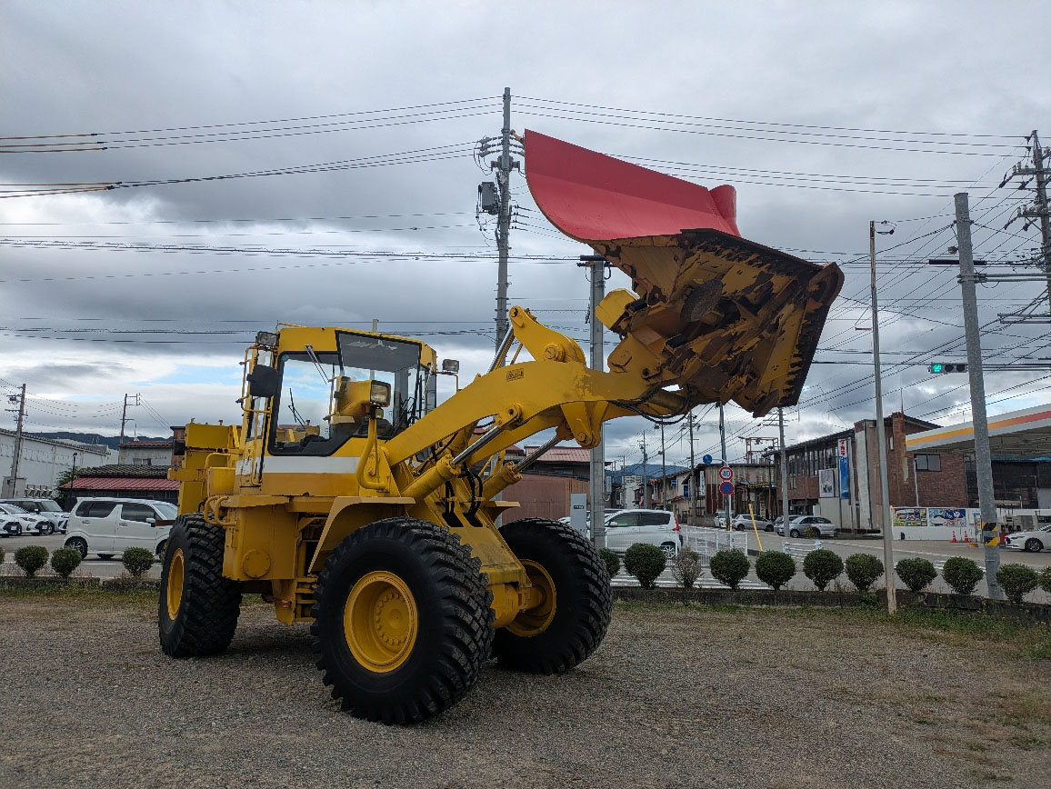 TCM ホイールローダー 平成11年式 L26の買取写真