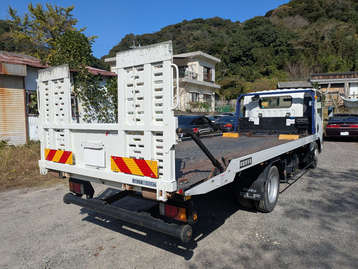 いすゞ エルフ TRG-NPR85ANの買取写真3