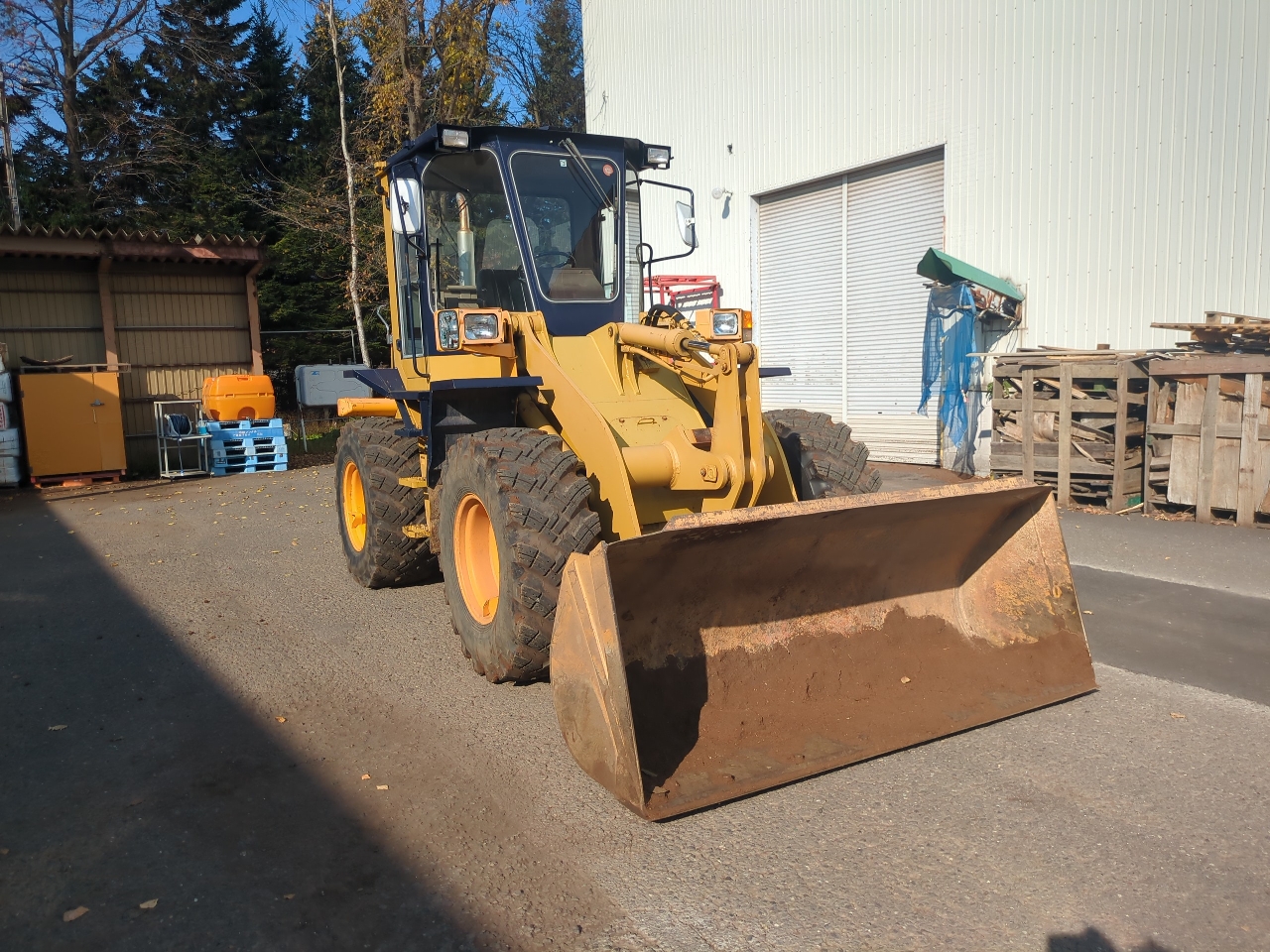 コマツ ホイールローダー WA100-1の買取写真1