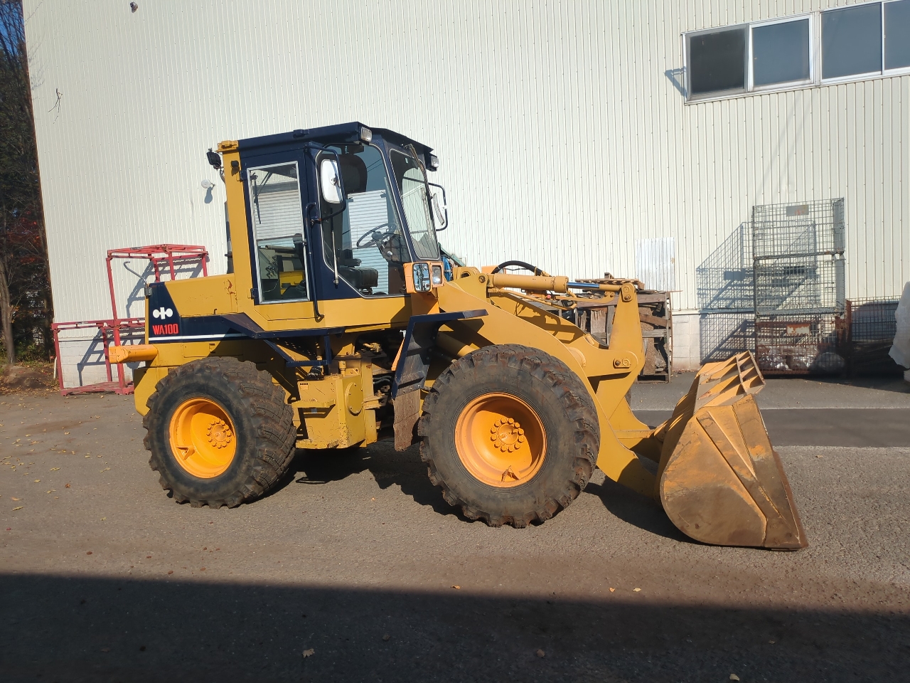 コマツ ホイールローダー WA100-1の買取写真3