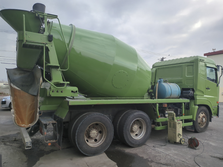 日産自動車 クオン ADG-CW4XLの買取写真4