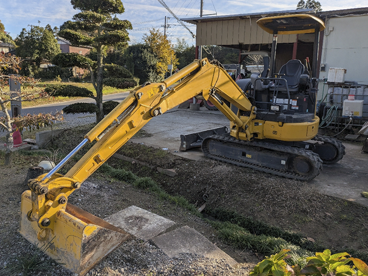 コマツ 油圧ショベル PC30MR-5の買取写真1