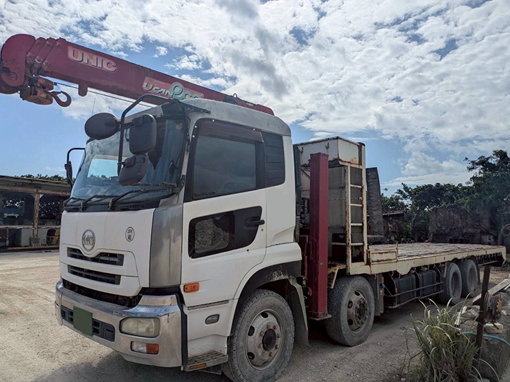 UDトラックス クオン ADG-CG4ZLの買取写真1