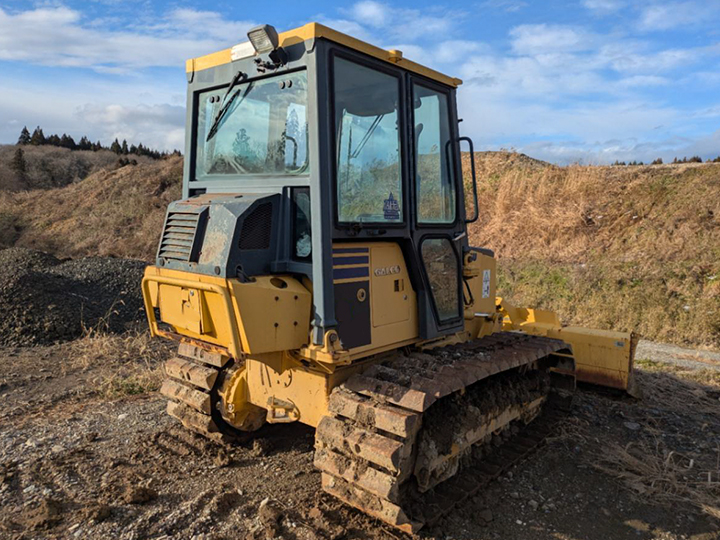 コマツ ブルドーザー D21P-8の買取写真3