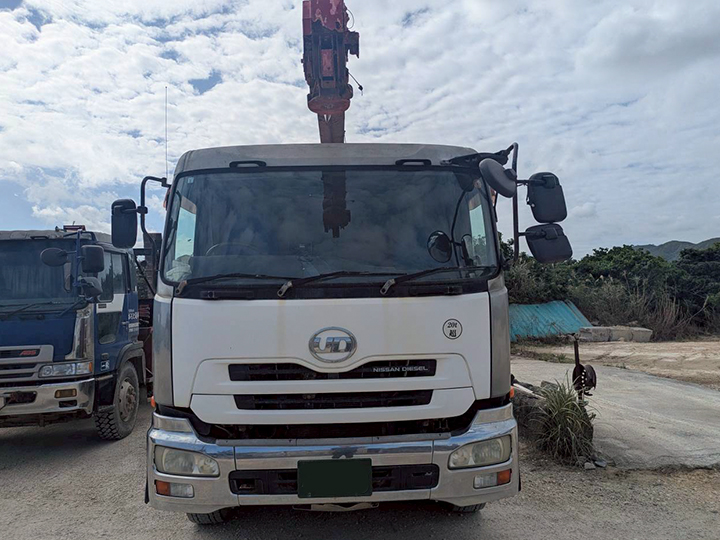 UDトラックス クオン ADG-CG4ZLの買取写真4