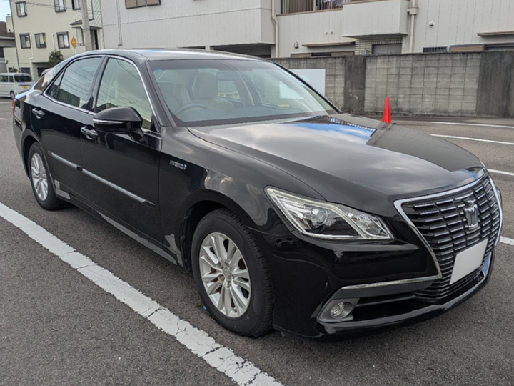 トヨタ クラウンロイヤル DAA-AWS210の買取写真2