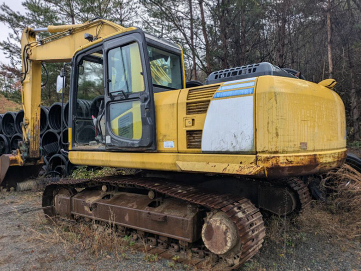 コマツ 油圧ショベル PC200-8N1の買取写真3