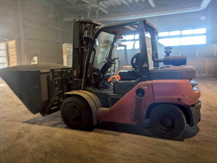 トヨタ フォークリフト 8FD40の買取写真3