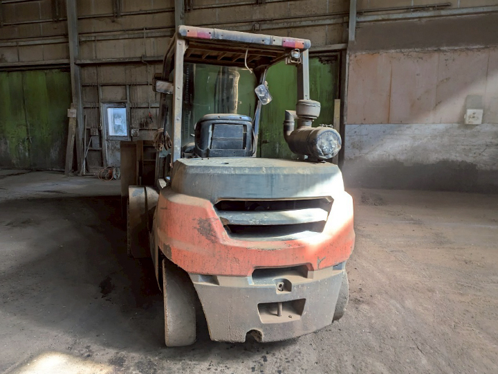 トヨタ フォークリフト 8FD40の買取写真3