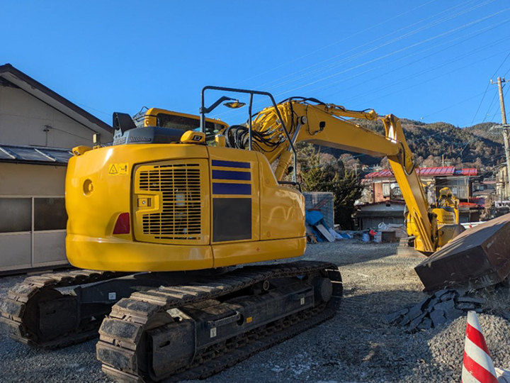 コマツ 油圧ショベル PC138US-11の買取写真3