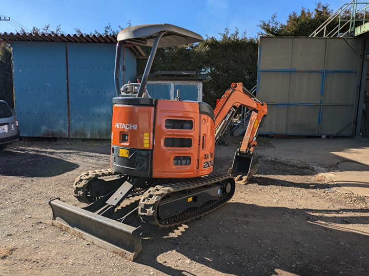 日立 油圧ショベル ZX20U-5Aの買取写真3