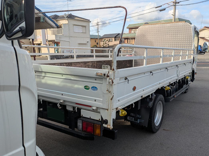 いすゞ エルフ TRG-NLR85ARの買取写真3