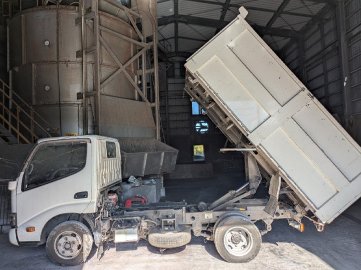 日野 デュトロ TKG-XZU610Tの買取写真4