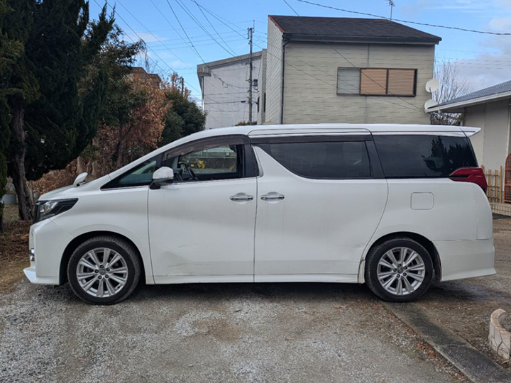 トヨタ アルファード DBA-AGH30Wの買取写真4