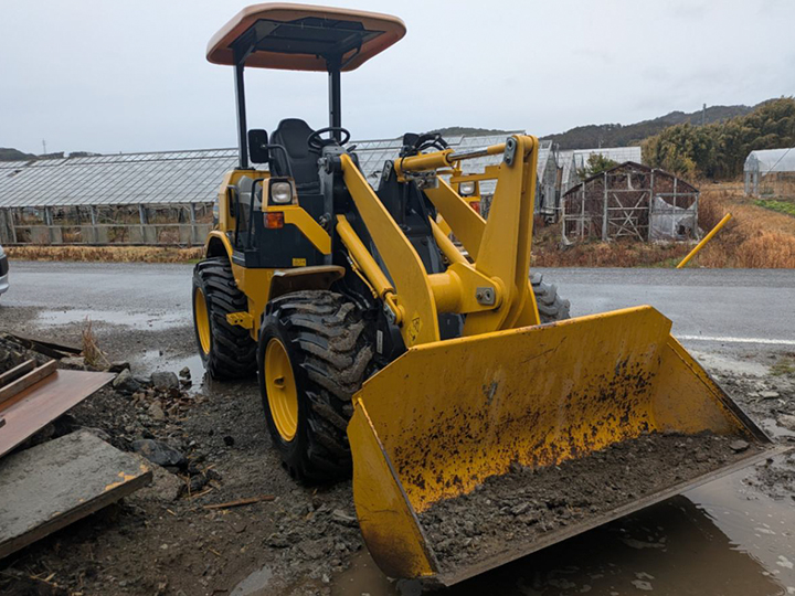 komats タイヤショベル 令和4年式 WA40-8の買取写真