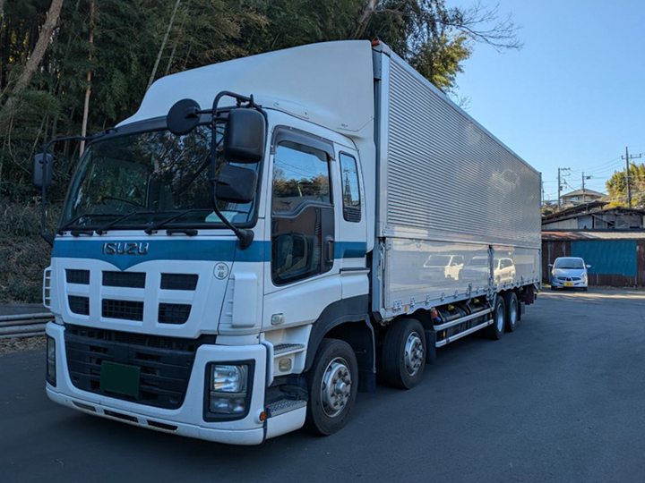 いすゞ ギガ 平成25年式 QKG-CYJ77Aの買取写真