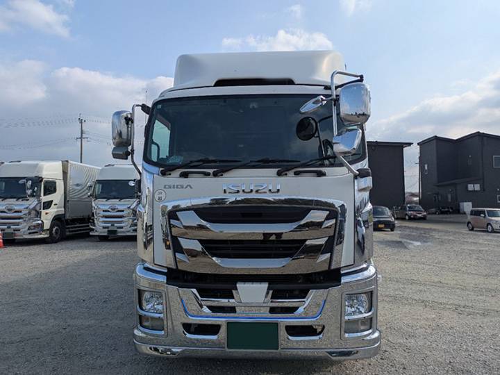 いすゞ ギガ 平成29年式 QPG-CYL77Bの買取写真