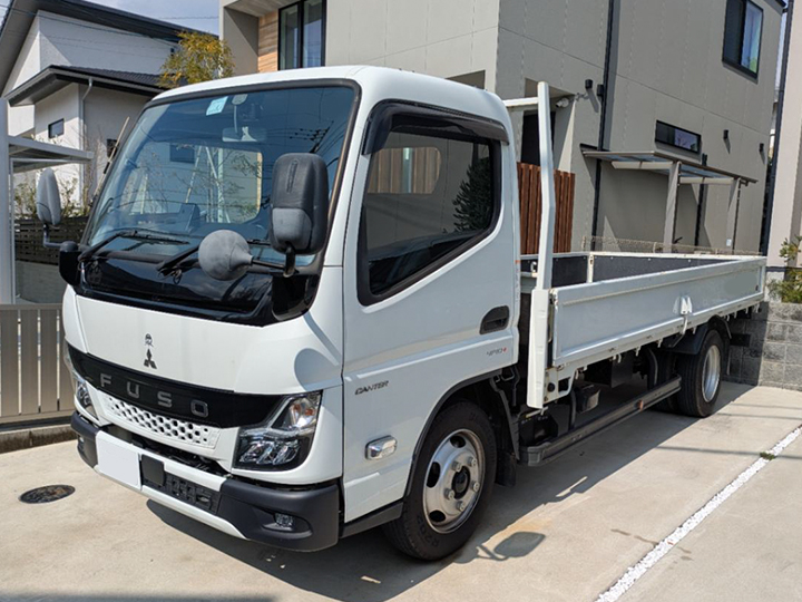 三菱ふそう キャンター 令和4年式 2RG-FEAV0の買取写真
