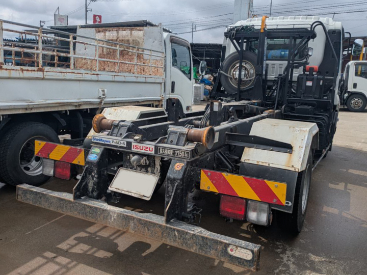 いすゞ フォワード 2RG-FRR90S4の買取写真3