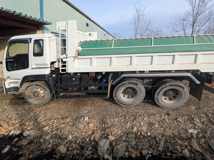 いすゞ ギガ QKG-CXZ77ATの買取写真4