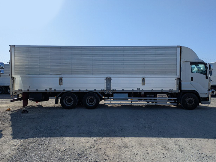 いすゞ ギガ QPG-CYL77Bの買取写真4