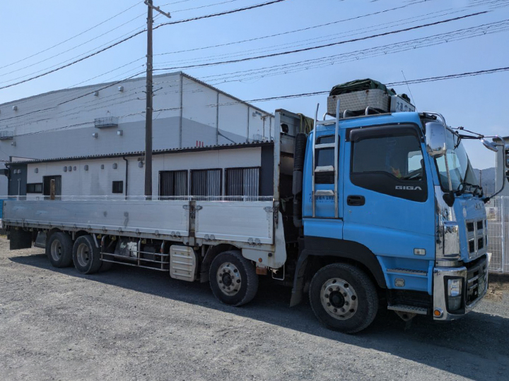 いすゞ ギガ QKG-CYJ77Aの買取写真4