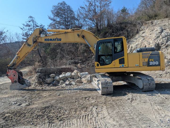 コマツ ユンボ PC200-8Ｎ1の買取写真4