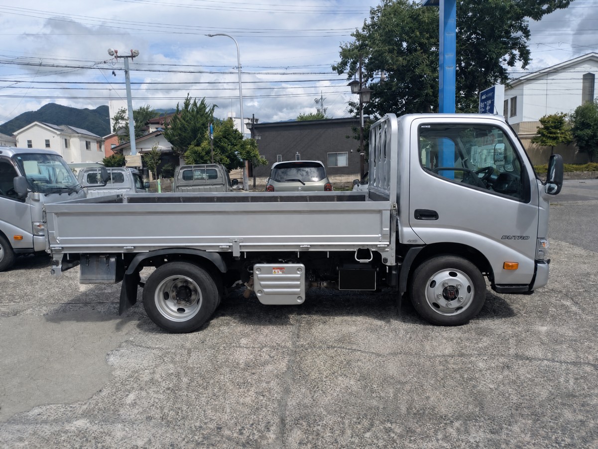 日野 デュトロ 2DG-XZU675Mの買取写真4